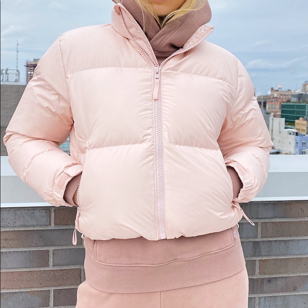 TNA Mega Puff Crop